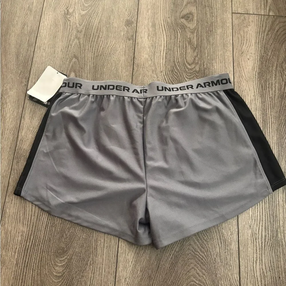 Under Armour girls  Gray Shorts